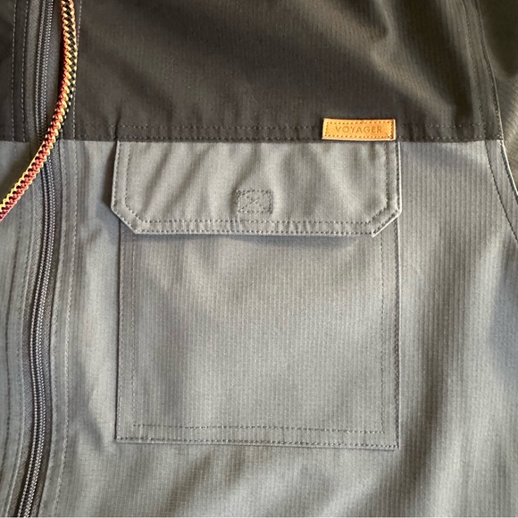 Men’s Voyager Windbreaker Jacket LARGE - Picture 6 of 11